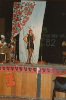 1982-01-10 Doe mer wa show 9 CV de Batmutsen 24 1982-01-10 Doe mer wa show 9 CV de Batmutsen 24